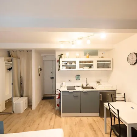 Elegante Loft In Porta Romana Apartment