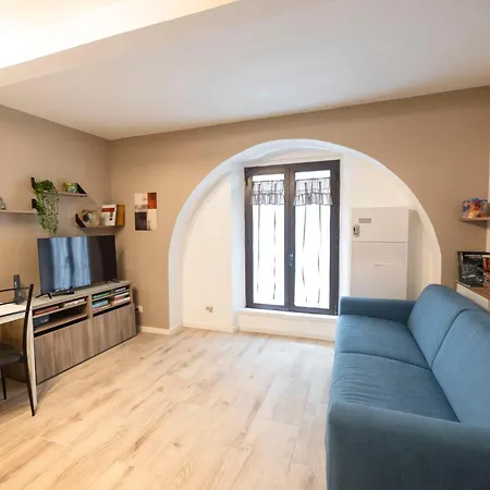 Elegante Loft In Porta Romana Milan